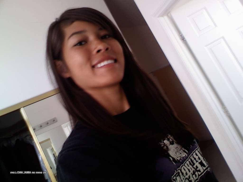 15P Homemade self shooting amateur Asian girlfriend