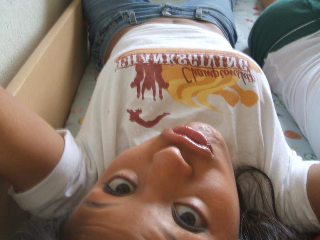15P Homemade collection of amateur Asian teen girlfriend snapshots