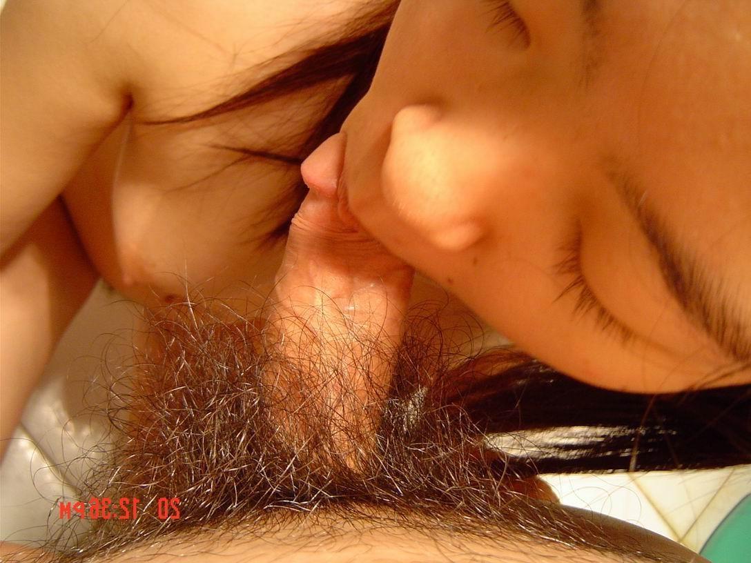 15P Homemade collection of amateur Asian teen GFs posing and sucking