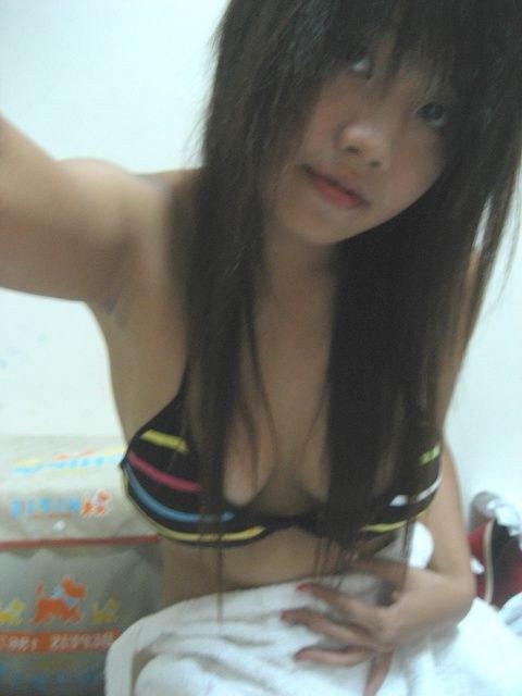 15P Homemade amateur Asian girlfriend assortment of teen cutie pies