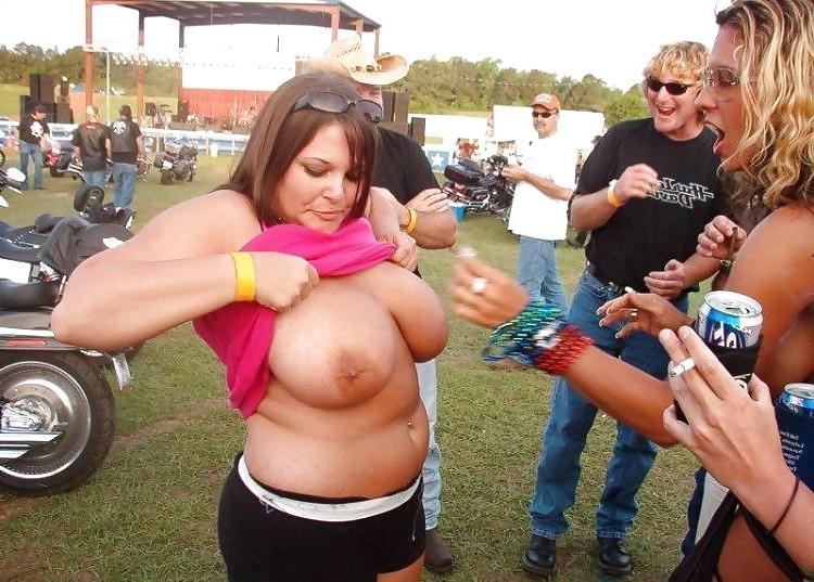 25P EROTIC PHOTOS