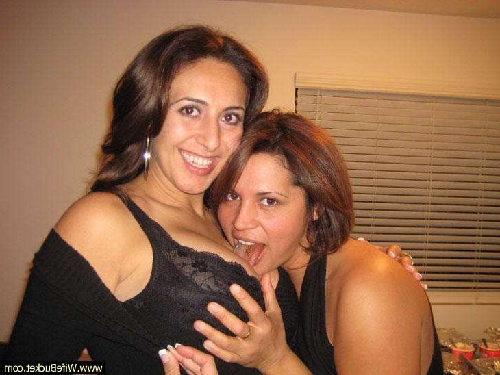 16P Real wives in homemade sex tapes