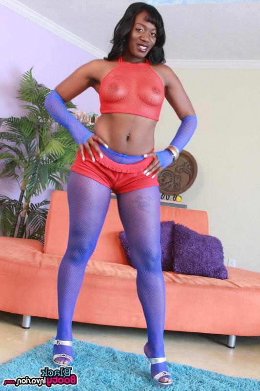 16P Ghetto round big ass ebony slut fucked hardcore and cumshot