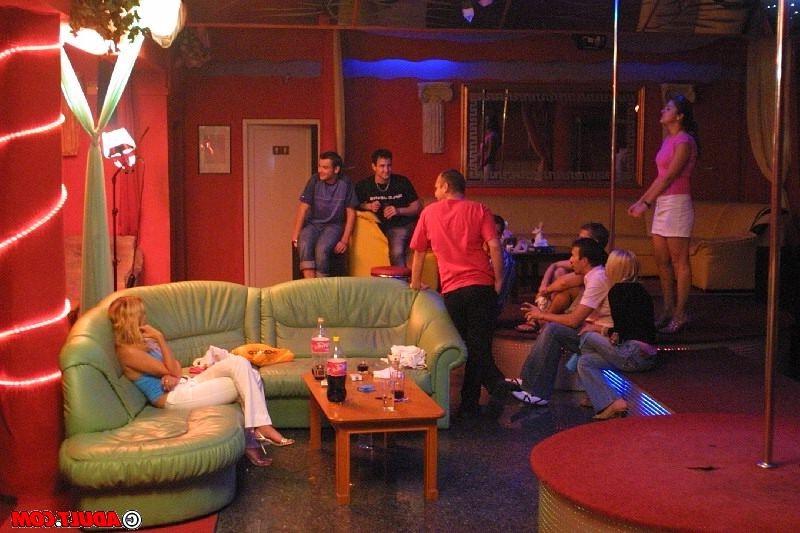 16P Bi-sexual babes drunk sucking dick and eating out