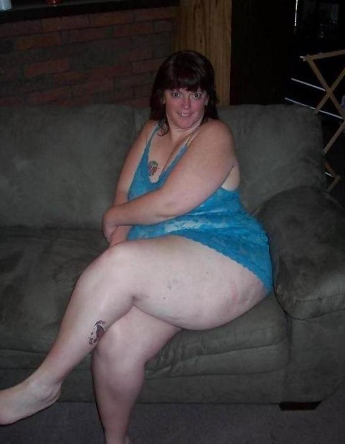 12P Big Booty Mature!!!
