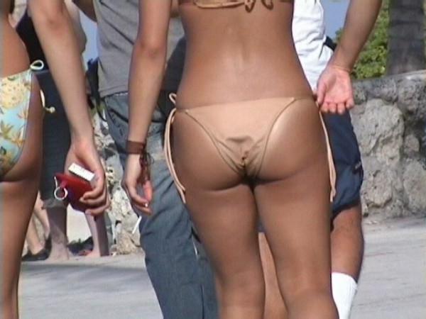 16P Sneaky south beach public ass shots