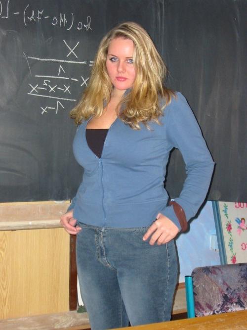 16P Busty plump college coed seduced