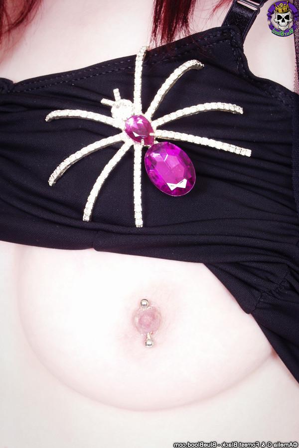 15P Ghostly Goth Szandora Shaved Bare and Undressed