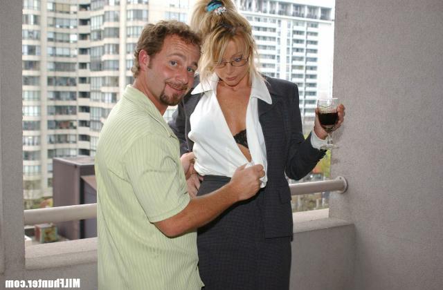 12P Sexy blonde milf gets boned on her balcony and takes cum in the face
