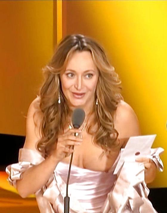 25P Celebrity upskirt DB nip slips Ect...........