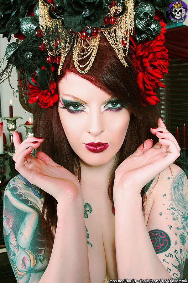 15P Evil tattooed redhead doing enchanting sex ritual