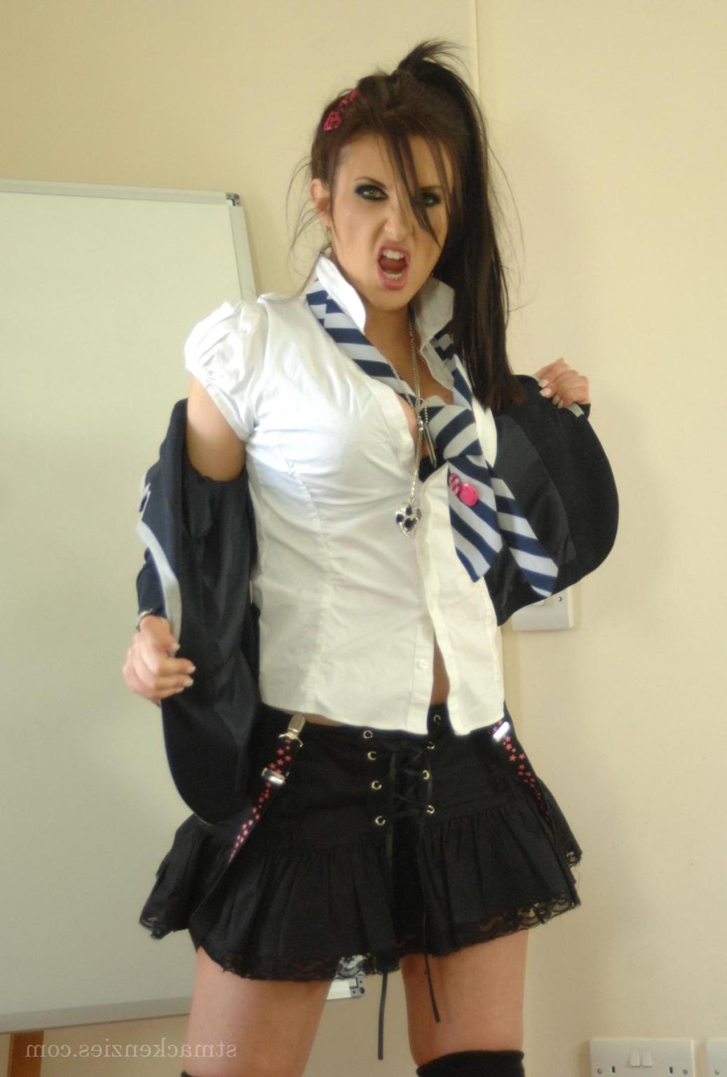 15P Emo schoolgirl
