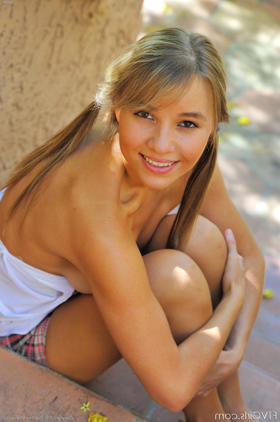 15P Blonde pigtail teen using four fingers