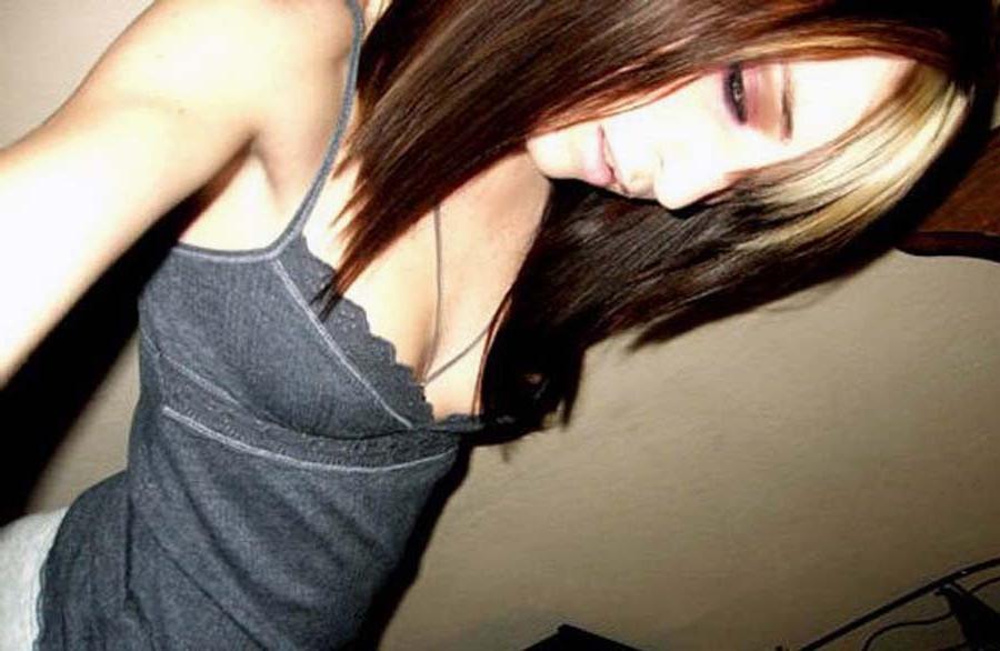 12P Cute Emo babes with nice tatas