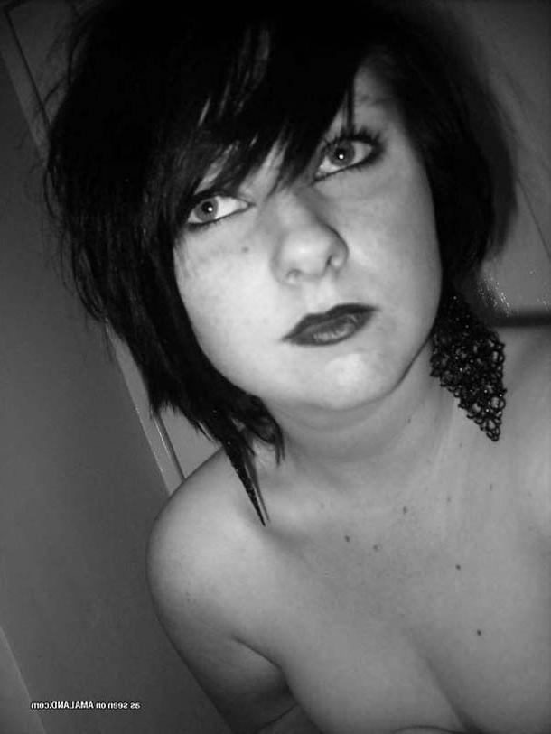 12P Cute Emo babes with nice tatas