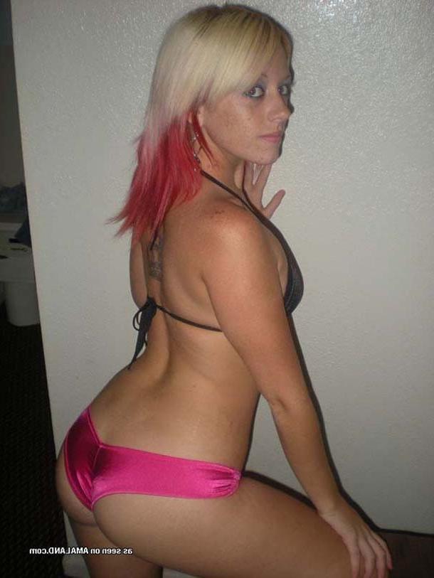 12P Cute Emo babes with nice tatas