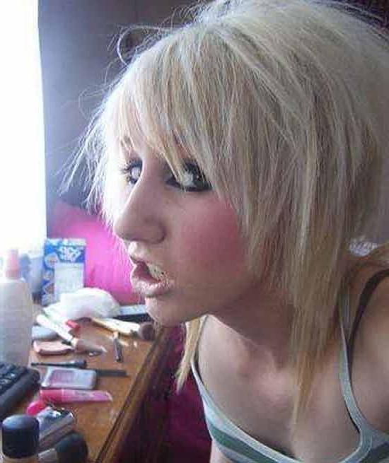 12P Emo girls love to tease and strip