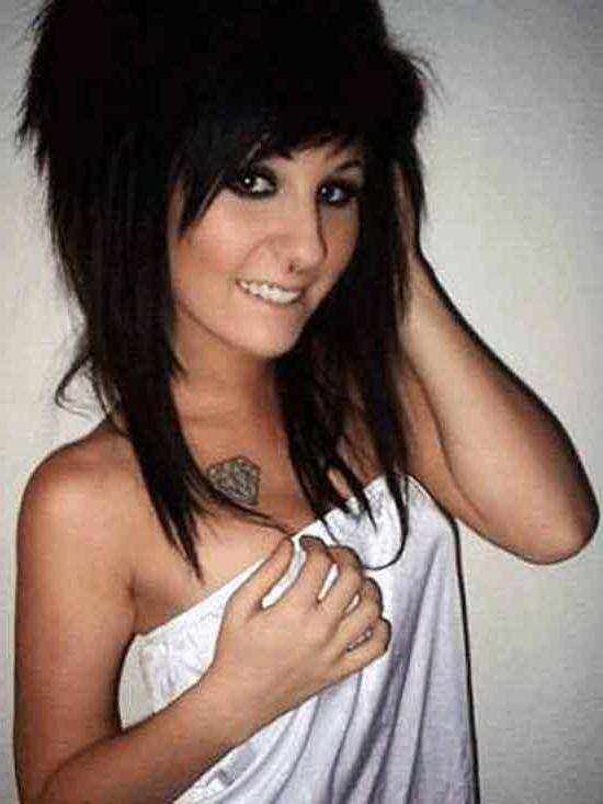 12P Emo girls love to tease and strip