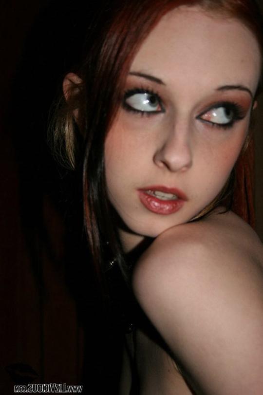 16P Pretty goth teen showing her little tits