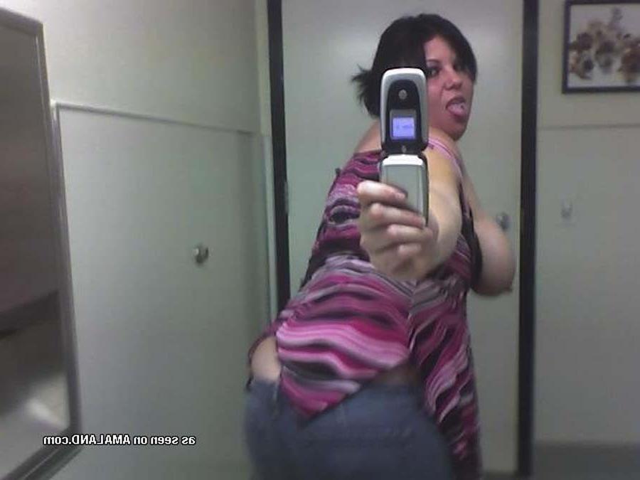 12P Collection of plump amateur babes posing