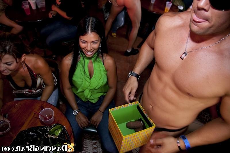 16P Crazy club babes getting penetrated by nasty dudes at party