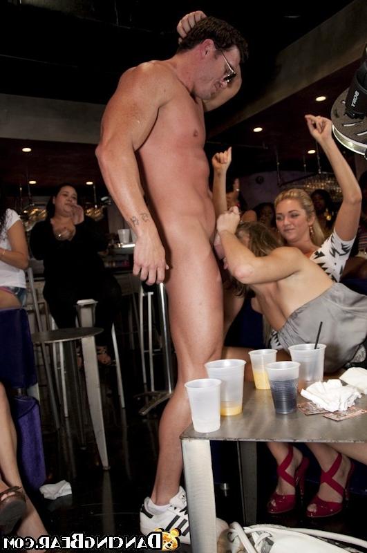 16P Crazy club babes getting penetrated by nasty dudes at party