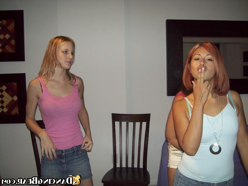 16P Crazy club babes getting penetrated by nasty dudes at party