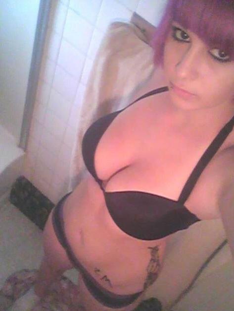 15P Simply hot and playful emo chicks