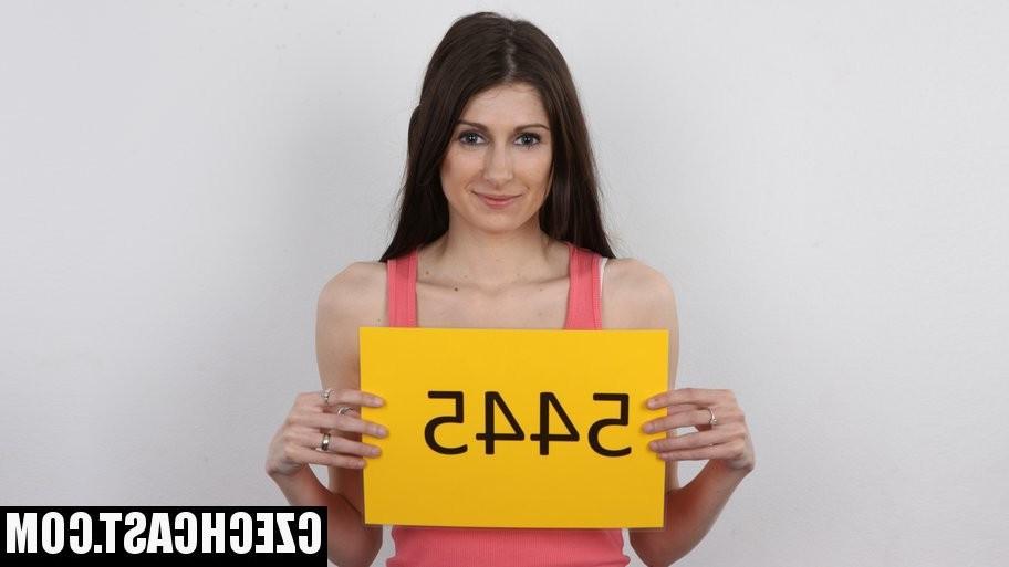 12P Czech Casting with sexy brunette girl Sandra