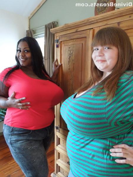 15P Three plump BBW babes showing off their gigantic tits