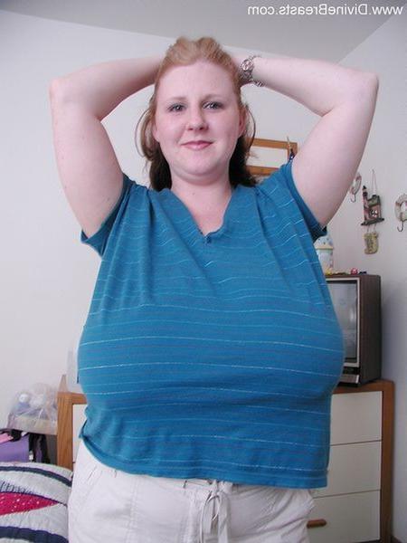 15P Busty milf Sapphire letting humongous titties hang out