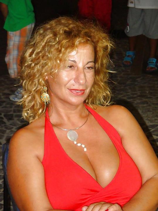 14P Mature Big Boobs