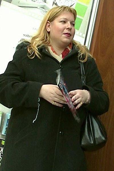 12P The beautiful BBW blonde gets a good fucking from her man and the sex is sizzlin