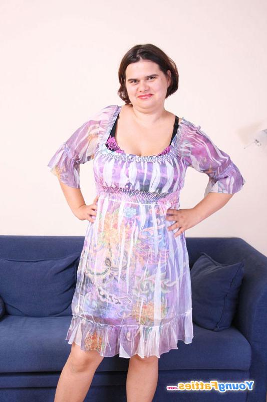 12P Plus-size candy bares boobs and pussy without shame