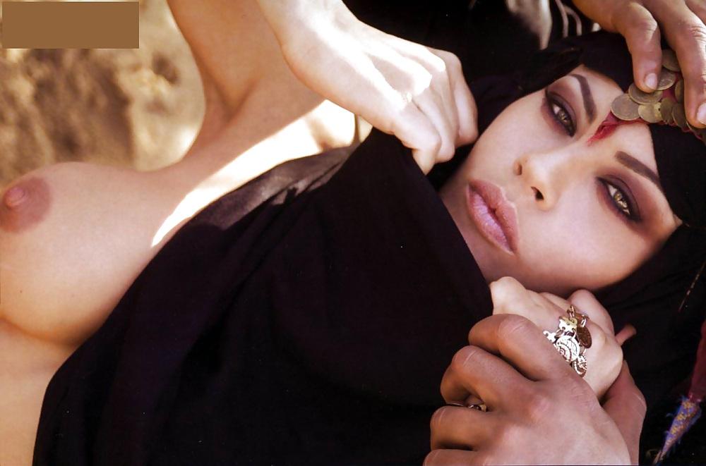 25P Beautiful Nude Celebrities 3