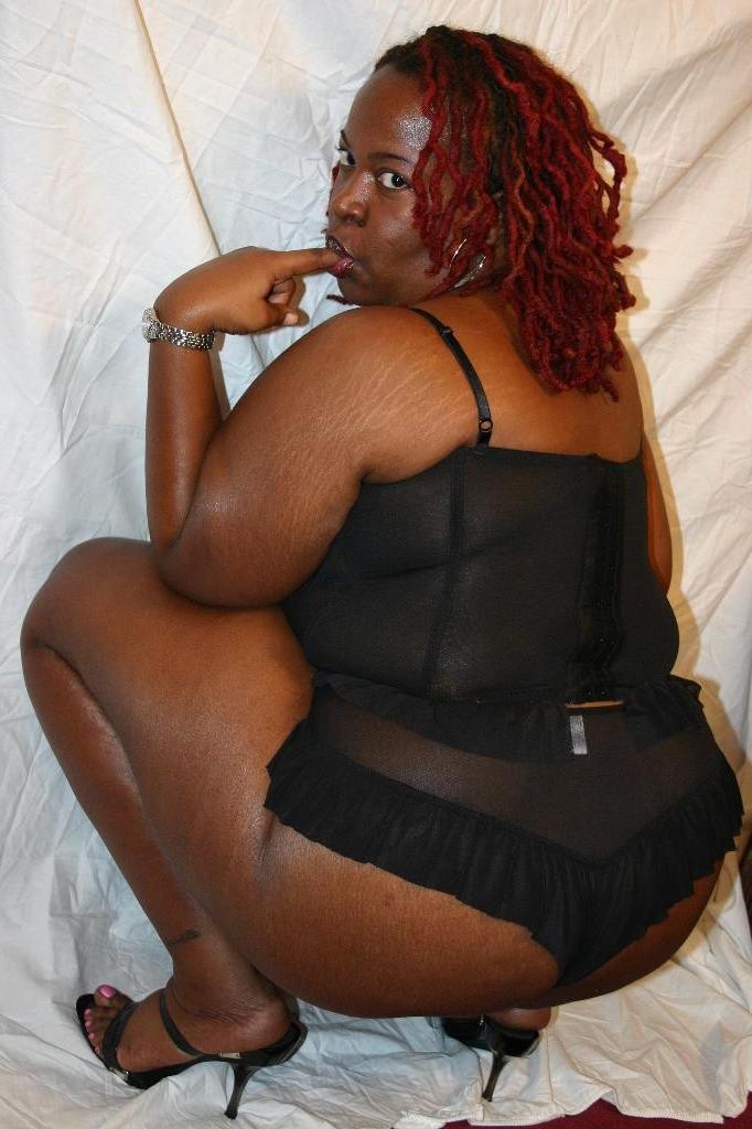 15P Teasing horny busty black bbw suck and hump a hard cock