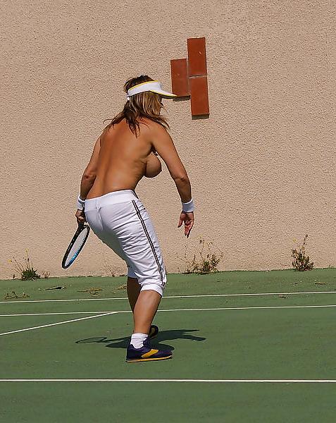 4P German Nudist