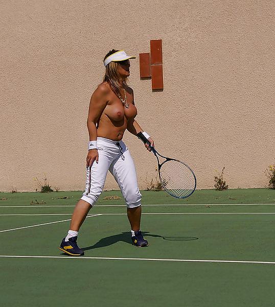 4P German Nudist