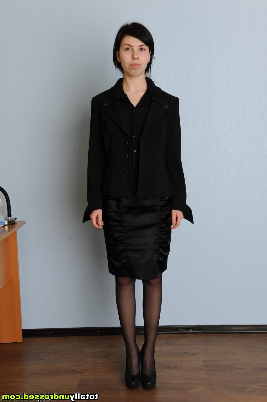 12P Double dildo BJ and other kinky job interview tests