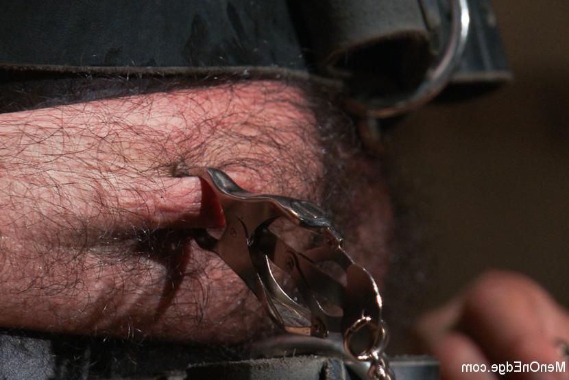 15P German stud gets beaten and edged.