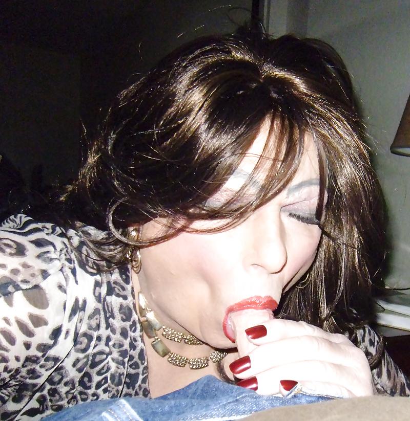 25P Crossdresser Sucking Cock - Training