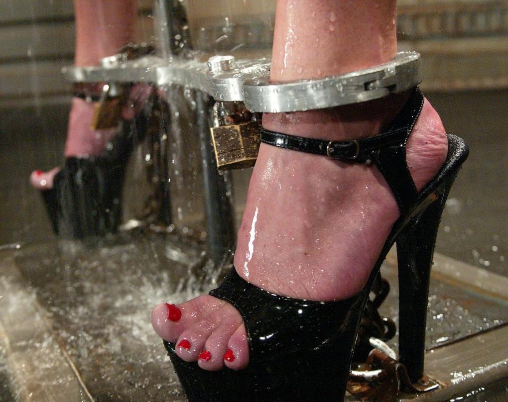 15P Hot Bondage Fetish Slave Shackled Ball Gagged And Orgasms Hard