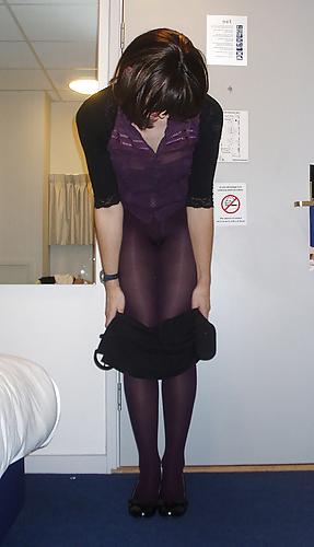 16P Amateurs in purple stockings