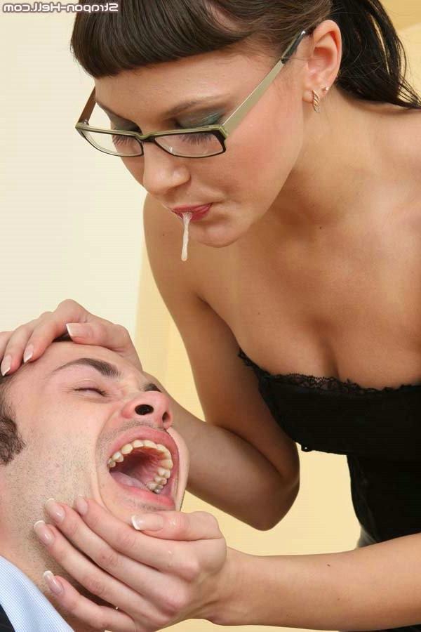 16P Lustful lady boss forcing her worker to boot licking before deep strapon fucking