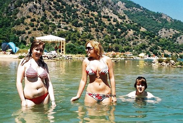15P Big boobs in bikini 5