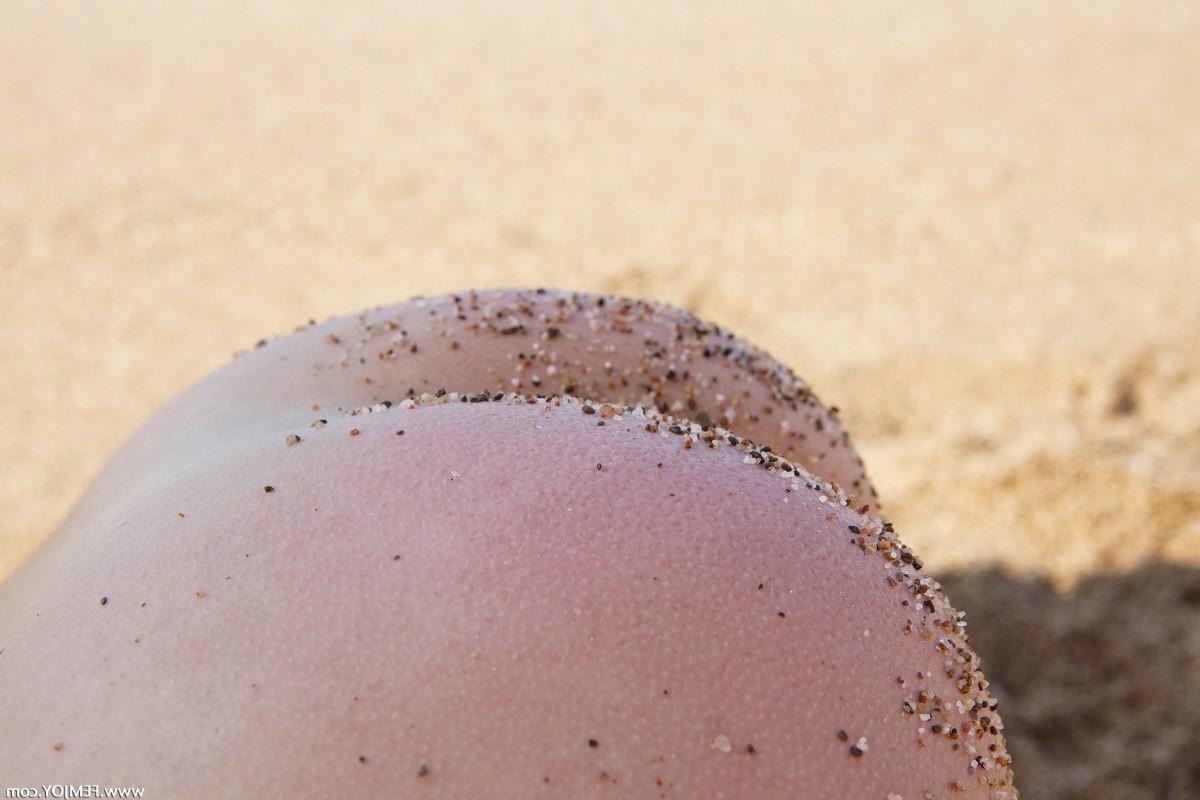 16P Erotic teen beauty with small tits on beach