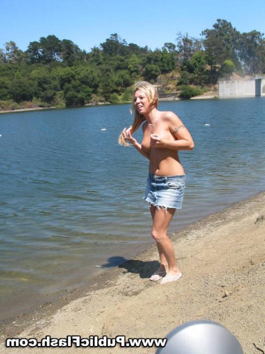 16P Shapely Blonde Strips Publicly Nude at Local Lake