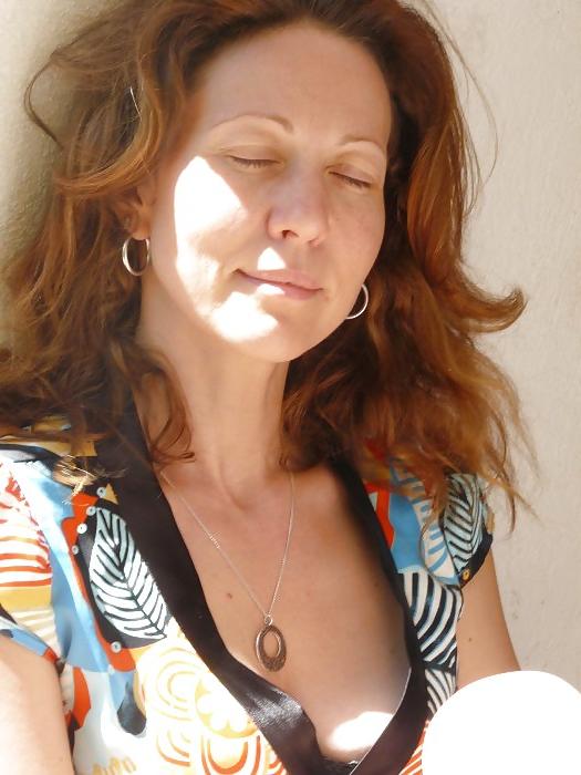 11P Milf bikini and young