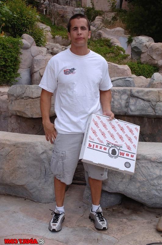 16P Huge titted blonde Puma Swede sucks the cum out of the pizza boy