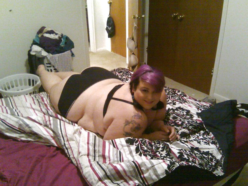 16P Sexy new booty pics
